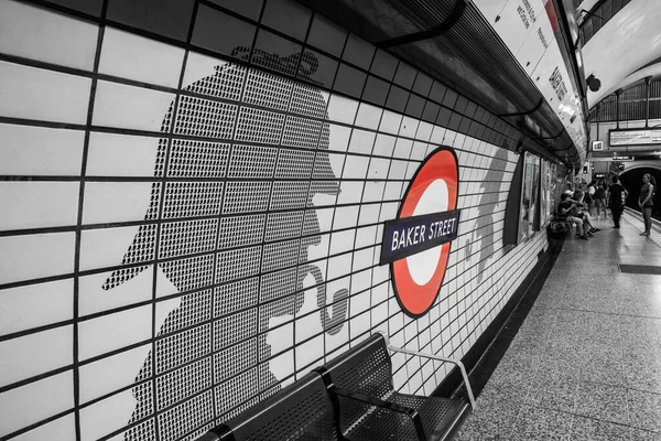 Ein Sherlock Holmes Silhouettenschild Der Baker Street Bahn Station — Stockfoto