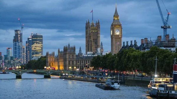 Krásný Snímek Big Ben Okolních Budov Večerních Hodinách Londýně Velká — Stock fotografie