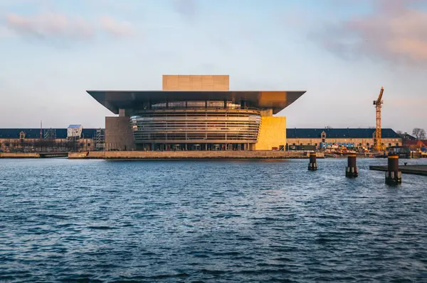 Kopenhag Operası Nın Güzel Manzarası Dünyanın Modern Opera Salonlarından Biridir — Stok fotoğraf