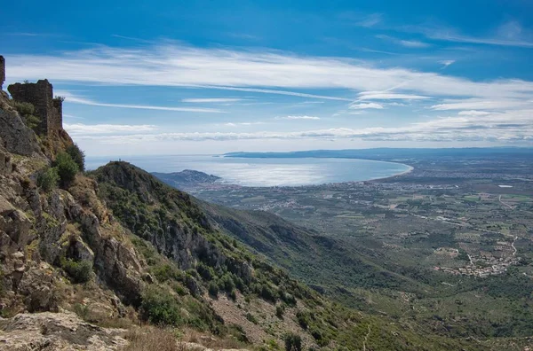 Een Natuurlijk Uitzicht Het Berglandschap Baai Van Roses Vanaf Castell — Stockfoto