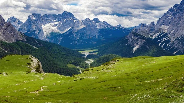 Krásná Krajina Pohoří Tre Cime Lavaredo Dolomitech Itálie — Stock fotografie