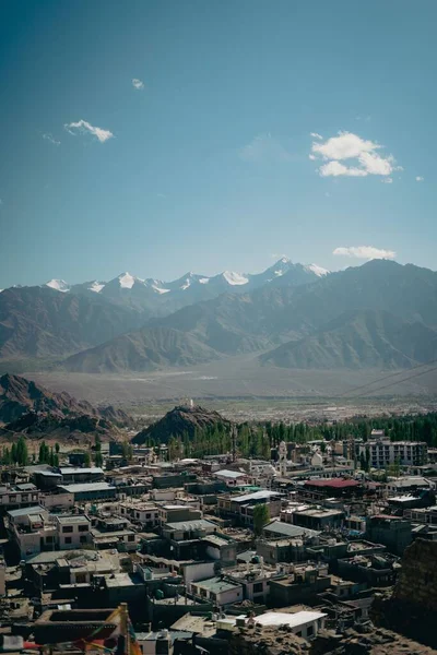 Een Antenne Shot Van Een Berg Leh Ladakh — Stockfoto
