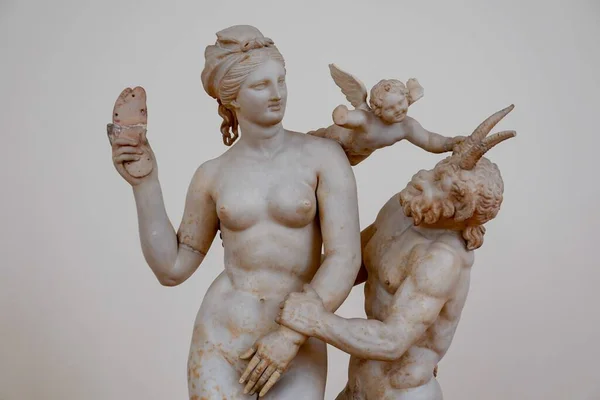 Una Antigua Estatua Mármol Griego — Foto de Stock