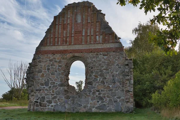 Ruïnes Van Gertrude Kapel Het Platteland Zweden — Stockfoto