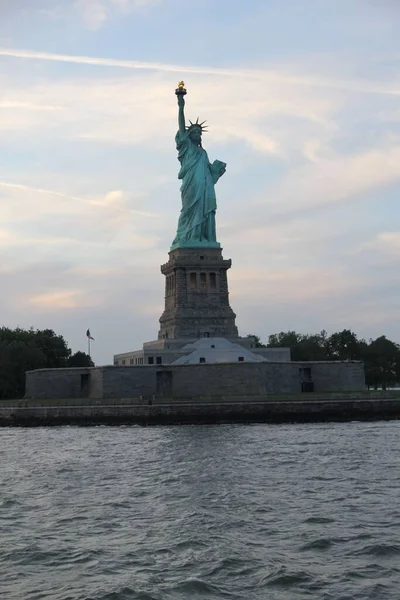 Beau Cliché Statue Liberté Dans Ferry Manhattan États Unis — Photo