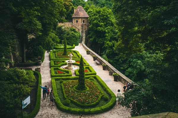 Polonya Daki Ksiaz Şatosunun Görkemli Bahçelerinin Manzarası — Stok fotoğraf