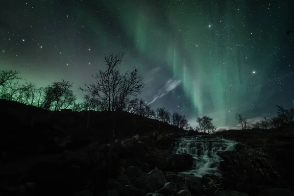 핀란드의 라플란드에 북극광이나 북극광의 숨막힐 — 스톡 사진