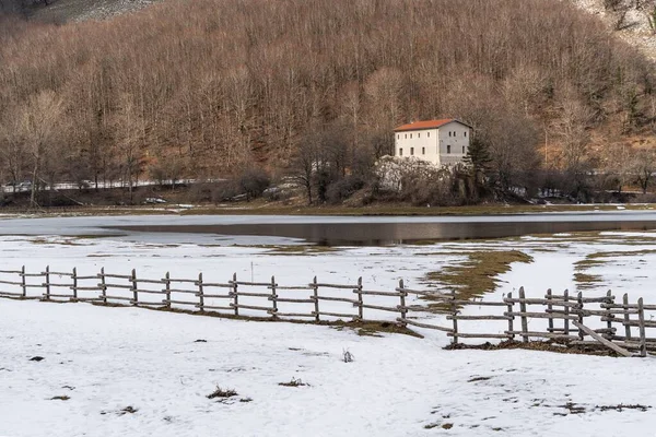 겨울에 이탈리아 캄파니아에 라가라 세노의 아름다운 — 스톡 사진