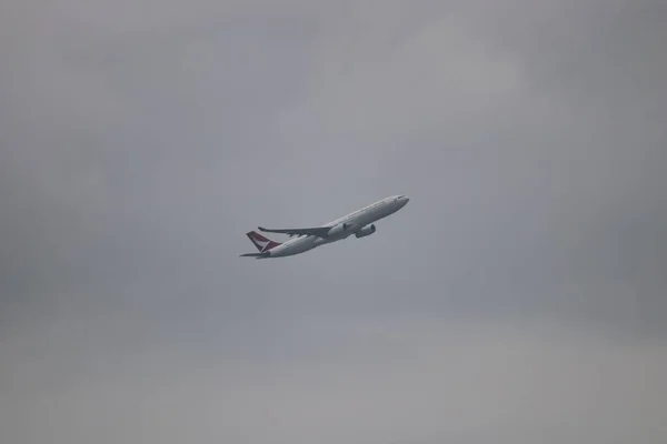 qantas-airbus-a380-aircraft-fotos-de-stock-qantas-airbus-a380-aircraft
