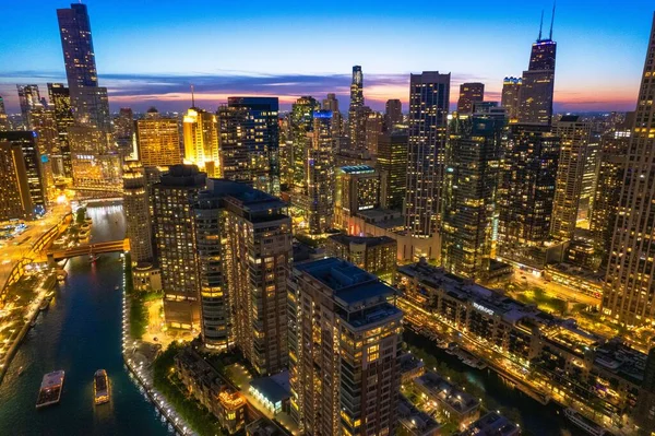 Chicago Skyline Med Gyldne Lys Ved Solnedgang - Stock-foto