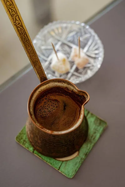 Vertical Closeup Shot Turkish Coffee Vintage Jazzve — Stock Photo, Image