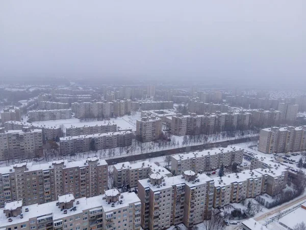 Letecký Záběr Sovětských Bytových Domů Pokrytých Sněhem Kaunasu Litva — Stock fotografie