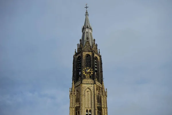 Szczyt Starego Kościoła Holandii — Zdjęcie stockowe