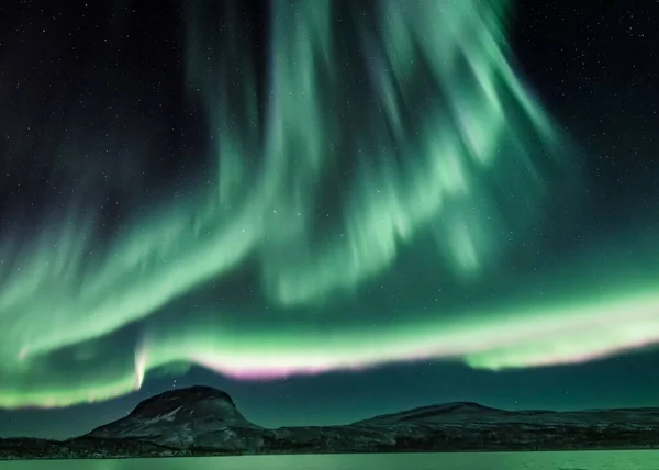 Lélegzetelállító Kilátás Nyílik Északi Fények Vagy Aurora Borealis Lappföldön Finnország — Stock Fotó