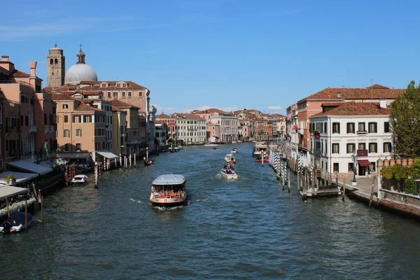 Una Hermosa Toma Del Canal Grande Venecia Italia Día Soleado — Foto de Stock