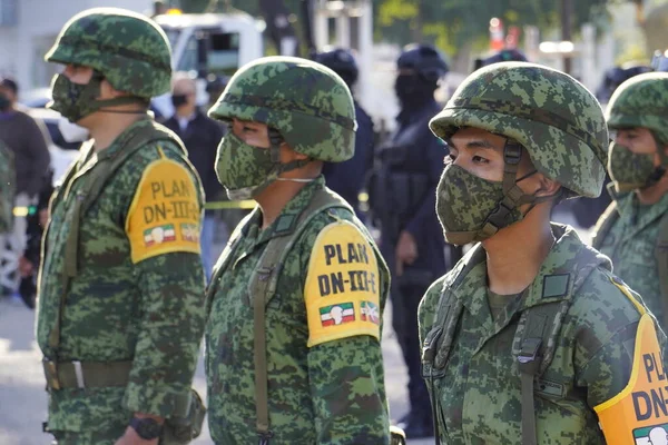 Мексиканские Солдаты Вооруженные Силы Время Гражданской Церемонии Посвященной Дню Флага — стоковое фото
