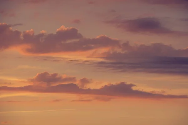 Vacker Utsikt Över Vacker Molnlandskap Filmisk Solnedgång — Stockfoto