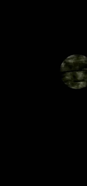 Vertical Shot Full Moon Dark Black Sky Covered Layers Clouds — Stock Photo, Image
