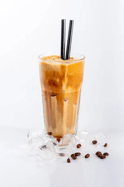 Egy Függőleges Feles Jeges Kávé — Stock Fotó