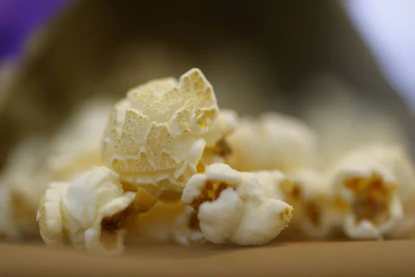 Ett Selektivt Fokus Närbild Popcorn — Stockfoto