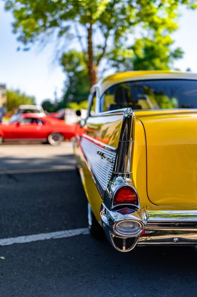 Chevy Bel Retro Car Road — Stock Photo, Image