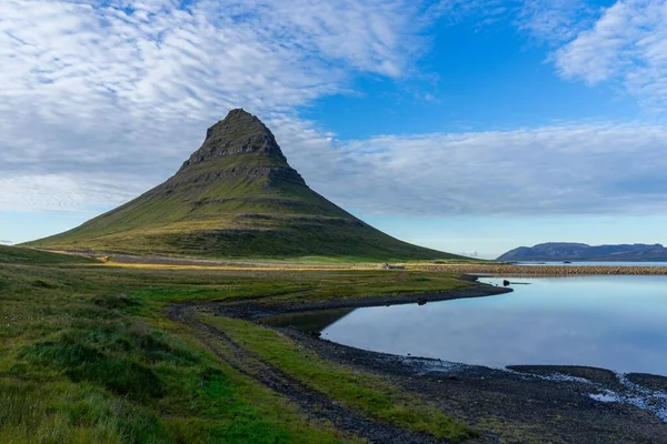 Una Vista Panoramica Del Monte Kirkjufell Islanda — Foto Stock