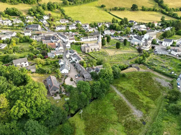 Aerial View Village Swimbridge Surrounded Buildings Greenery Fields — Stock Photo, Image