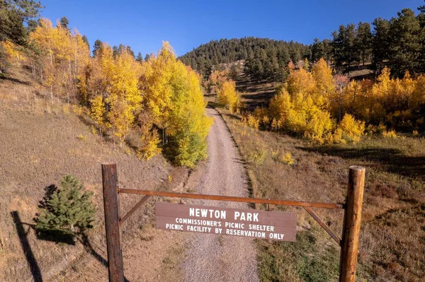 Newton Park Sign Conifer Colorado Autumn Morning Yellow Orange Trees — Stock Photo, Image