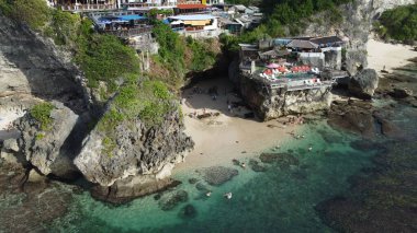 Yazın Suluban plajı, havacılık.