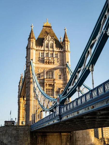 Eine Flache Aufnahme Der Tower Bridge Vereinigten Königreich Unter Blauem — Stockfoto