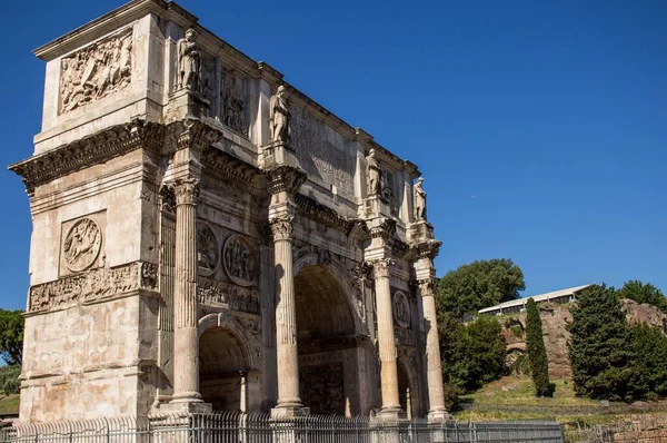 Primer Plano Ángulo Lateral Del Arco Constantino Roma Italia —  Fotos de Stock