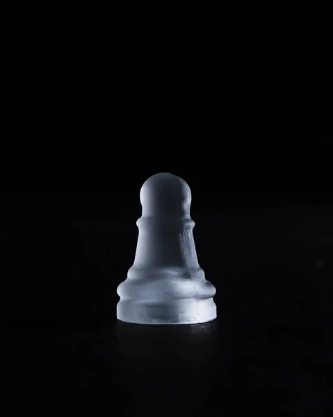 Vertical Shot Crystal Pawn Chess Piece Isolated Black Background — Stock Photo, Image