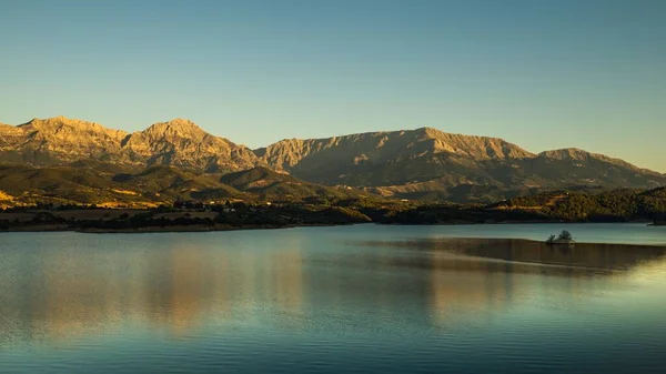 Вид Горный Массив Эримантос Озера Пейрос Плотины — стоковое фото