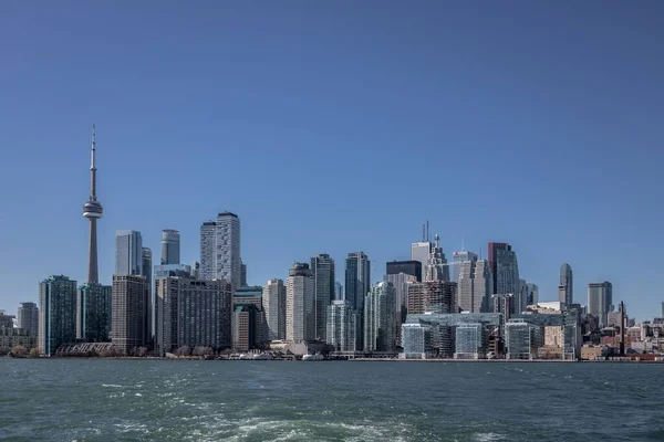 Eine Schöne Aufnahme Der Wolkenkratzer Während Des Tages Toronto Kanada — Stockfoto