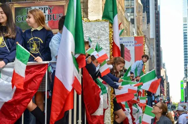 Défilé Annuel Journée Patrimoine Italien Descend Cinquième Avenue Dans Centre — Photo