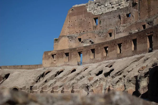 Las Paredes Rotas Desde Interior Del Coliseo Roma Italia —  Fotos de Stock