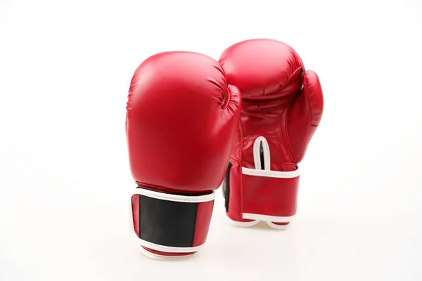 Ett Par Röda Boxningshandskar Isolerade Vit Bakgrund — Stockfoto