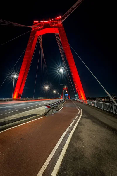 Hollanda Rotterdam Daki Willemsbrug Williams Köprüsü Nün Dikey Görüntüsü — Stok fotoğraf