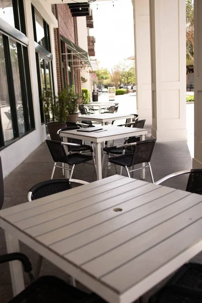 Plano Vertical Mesas Sillas Para Café Aire Libre Orlando Estados —  Fotos de Stock