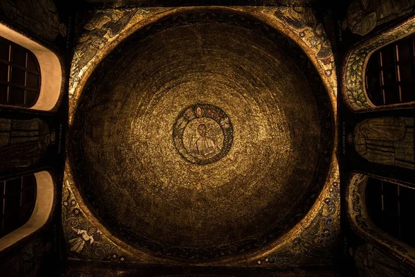 Saint Sur Plafond Cathédrale Milan Italie — Photo