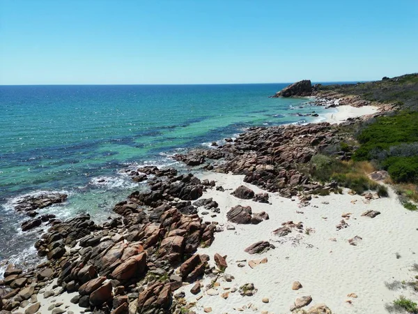 Eine Drohne Über Der Felsigen Küste Von Dunsborough Westaustralien — Stockfoto