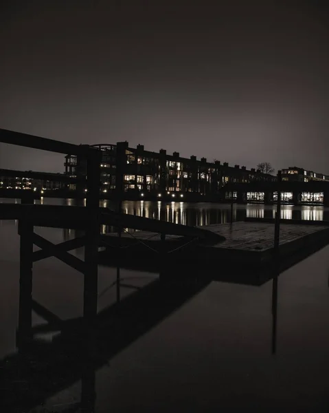 Bridge Water Buildings Background Night — Stock Photo, Image