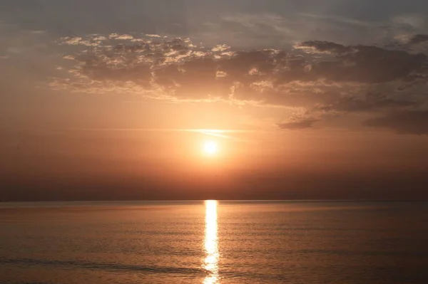 Чудовий Захід Сонця Острові Лесо Каттегат Золотим Небом — стокове фото