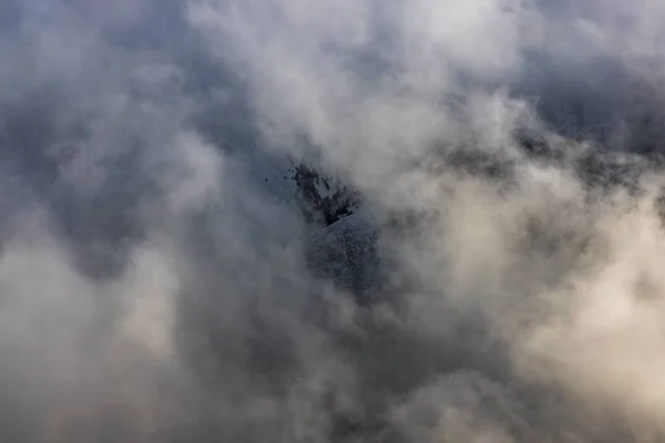 Dramatische Sfeer Van Witte Wolken Gantrisch Berg Zwitserse Alpen — Stockfoto