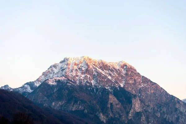 Traunsteintoppen Sedd Från Gmunden Österrike — Stockfoto