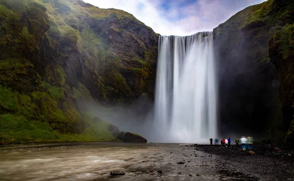 Une Vue Panoramique Une Cascade Islande Avec Une Longue Exposition — Photo