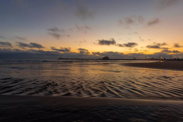 Een Prachtig Shot Van Zonsondergang Boven Zee — Stockfoto
