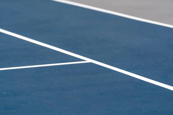 Amazing New Blue Tennis Court White Lines Gray Out Bounds — Stock Photo, Image