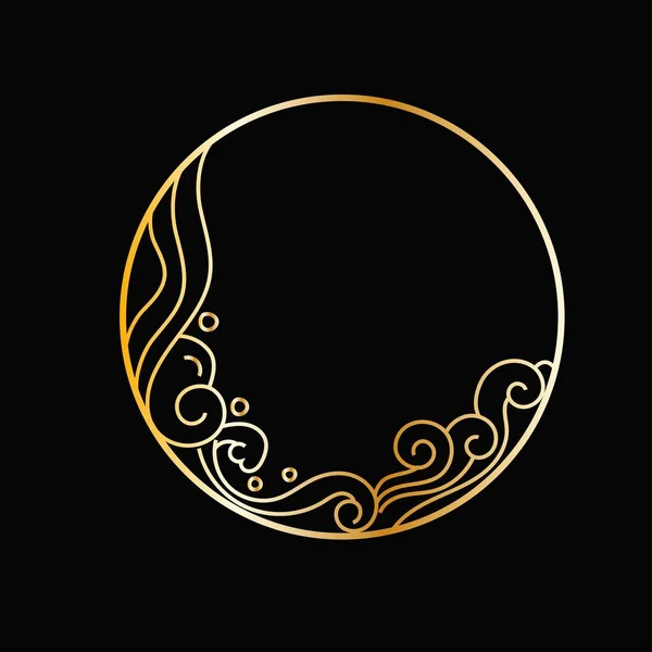 Золотой Круг Черном Фоне Заполненный Волнообразными Картинами Копировальным Пространством — стоковое фото