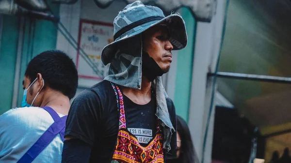 Trabalhador Sexo Masculino Uma Loja Local Cidade Banguecoque Durante Dia — Fotografia de Stock
